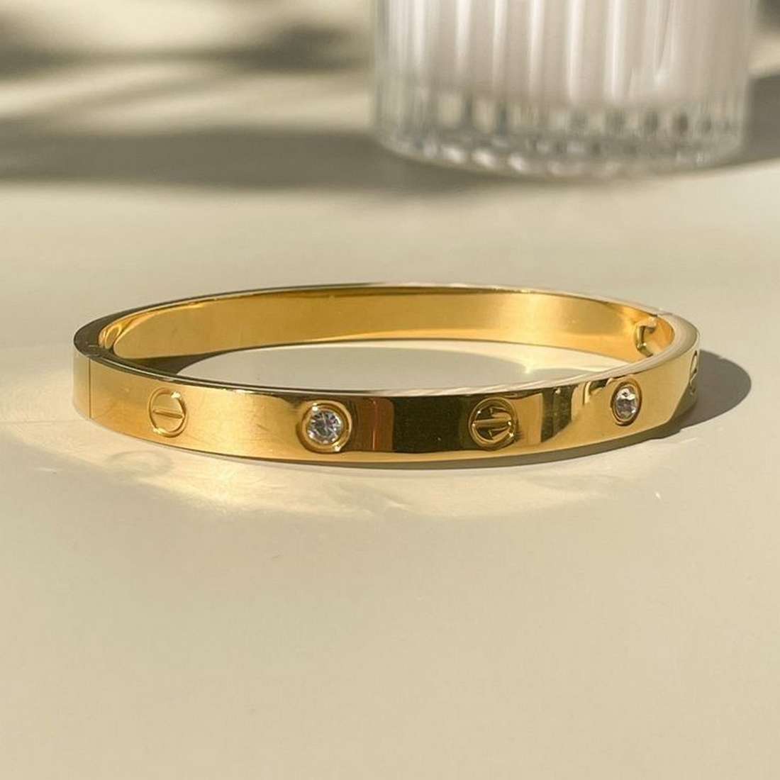 basic-cartier-mandella-store